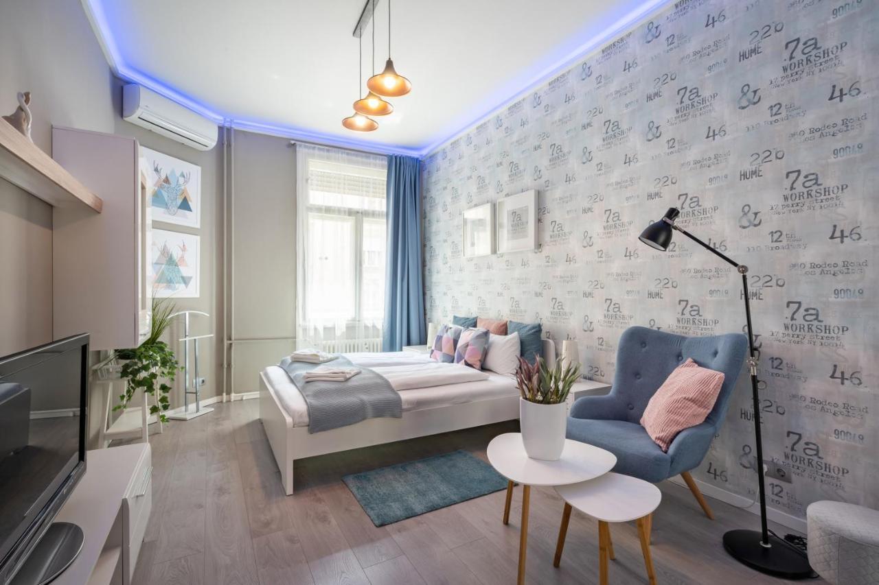 Bpr Chic Gem In The Heart Of The City Budapeste Exterior foto