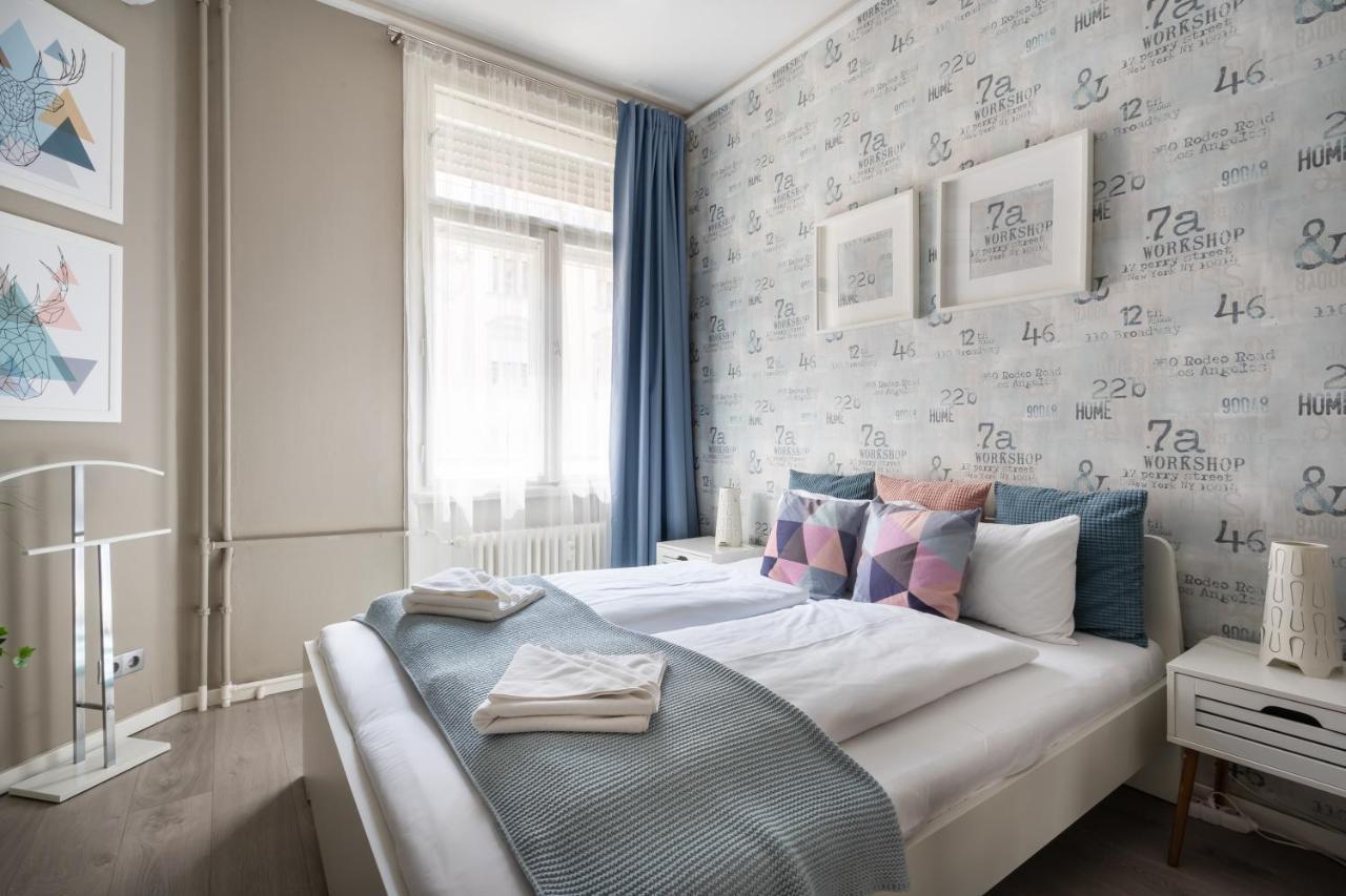 Bpr Chic Gem In The Heart Of The City Budapeste Exterior foto